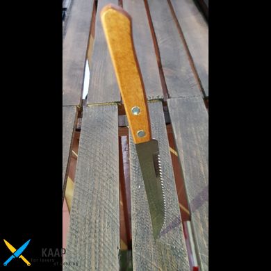 Столовый нож для стейка 21 см с деревянной ручкой.