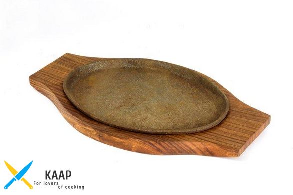 Сковорода чавунна овальна на дерев'яній підставці 240*140 мм.