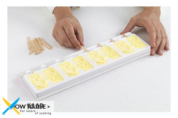 Форма для морозива силіконова "Танго" 92х45х27,5 мм. 75 мл х 8 шт біла GELATERIA Silikomart (GEL04)
