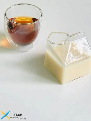 Молочник скляний у формі паковання молока 350 мл прозорий квадратний "Холодна гора" 102-349