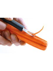 Кухонний ніж з канавкою для нарізки спагетті з овочів 15 см. Hendi із чорною пластиковою ручкою (856)
