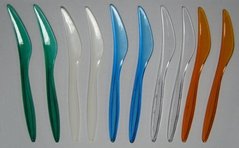 Нож одноразовый 18,5 см., 1000 шт/ящ стеклоподобный, разных цветов