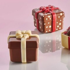 Форми для моделювання шоколаду "Подарунка" 8x8х7 см., 2 шт. Martellato